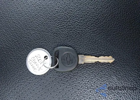 2011 Chevrolet Tahoe Ltz из США, поврежденный, VIN 1GNSCCE06BR356582